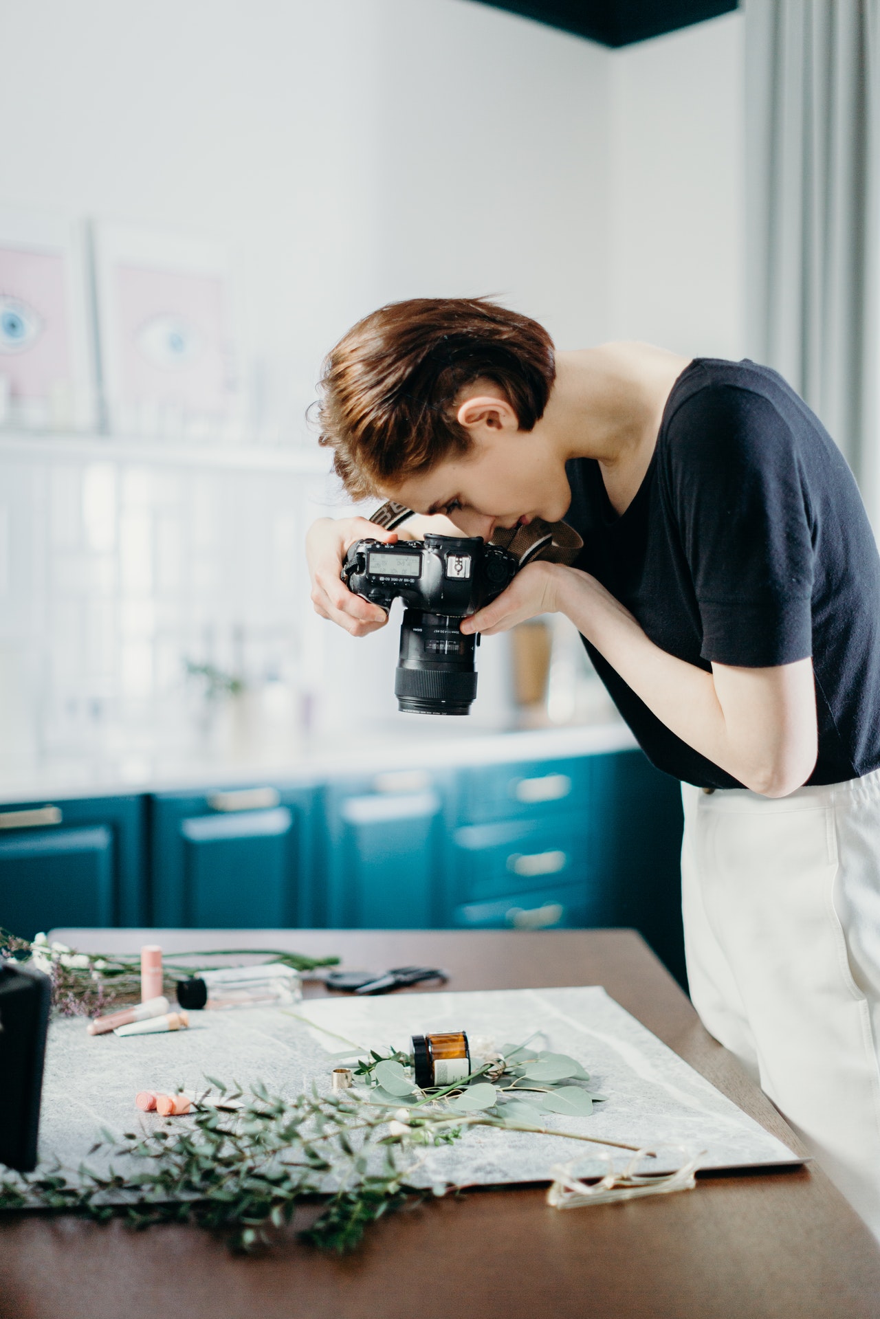 Working with a Pro Product Photographer—5 Reasons to Hire One
